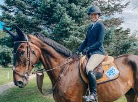 louri equestrian