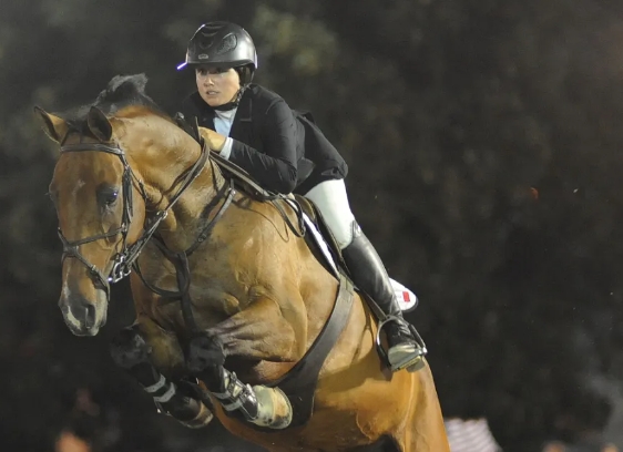 cassandra kahle equestrian